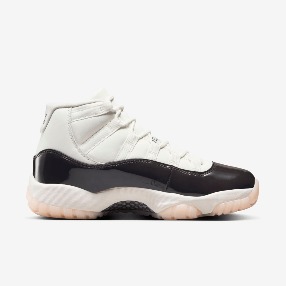 Air Jordan 11 “Neapolitan”