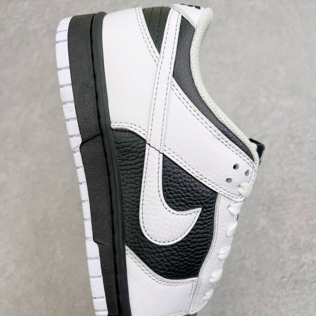 Dunk Low “Reverse Panda”