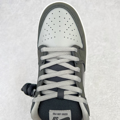 SB Dunk Low “Shadow”