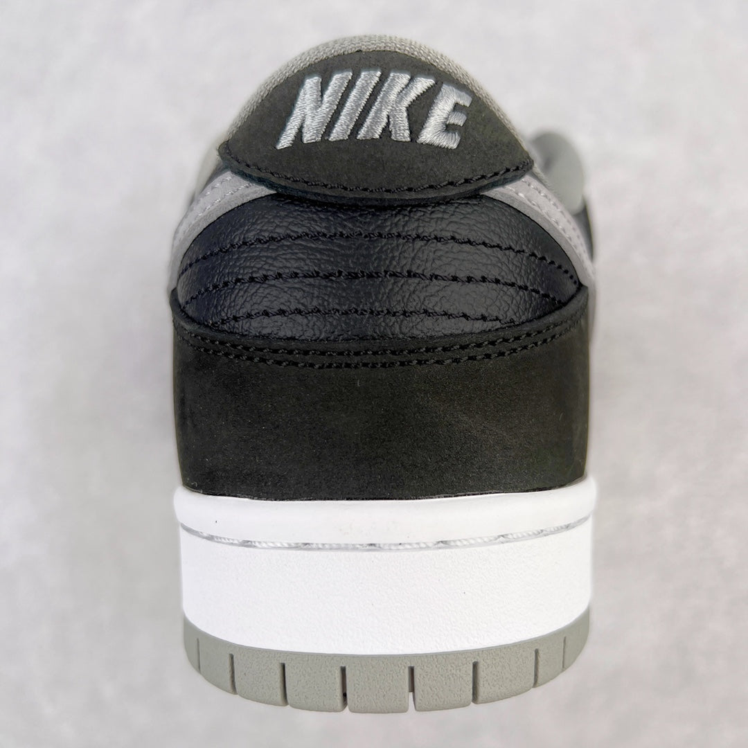 SB Dunk Low “Shadow”