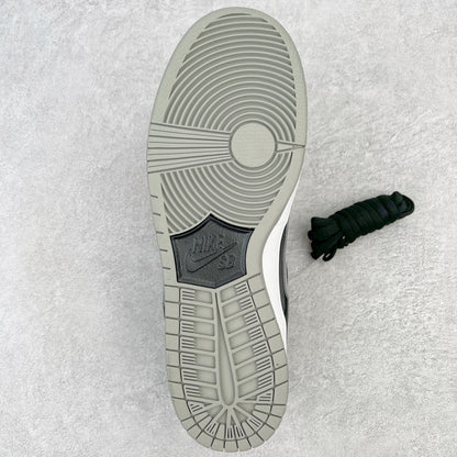 SB Dunk Low “Shadow”