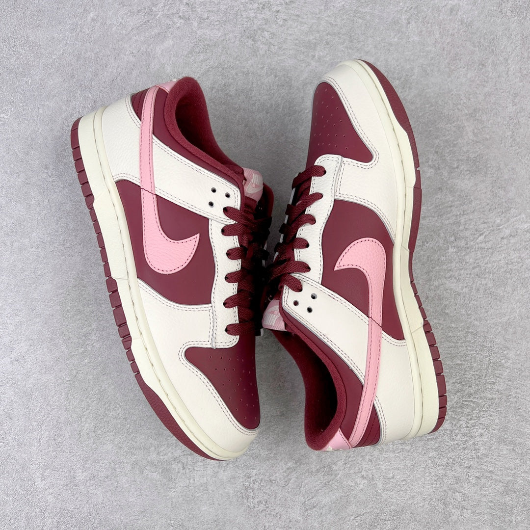 Dunk Low “Valentines Day”