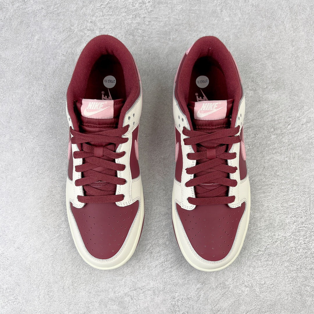 Dunk Low “Valentines Day”
