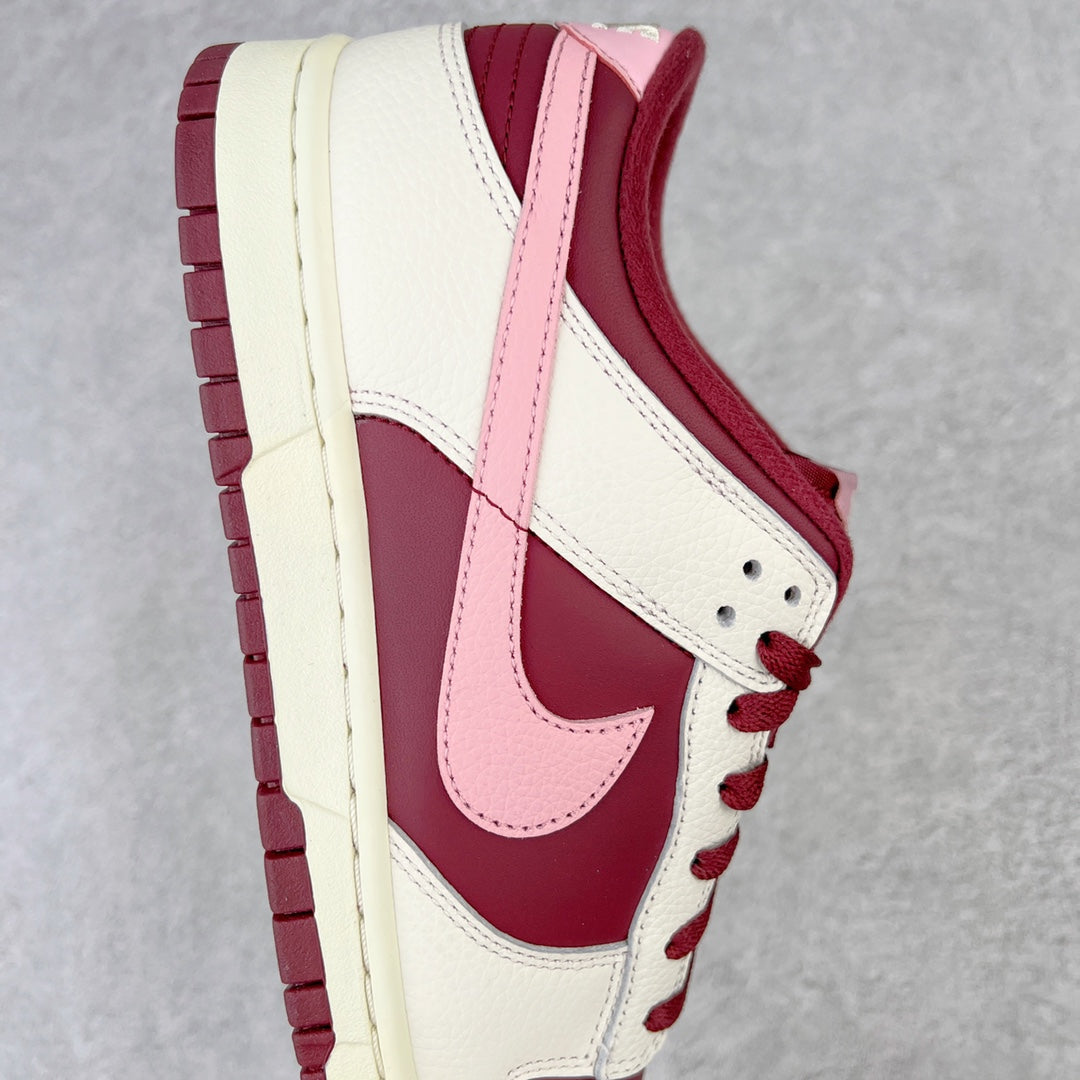 Dunk Low “Valentines Day”