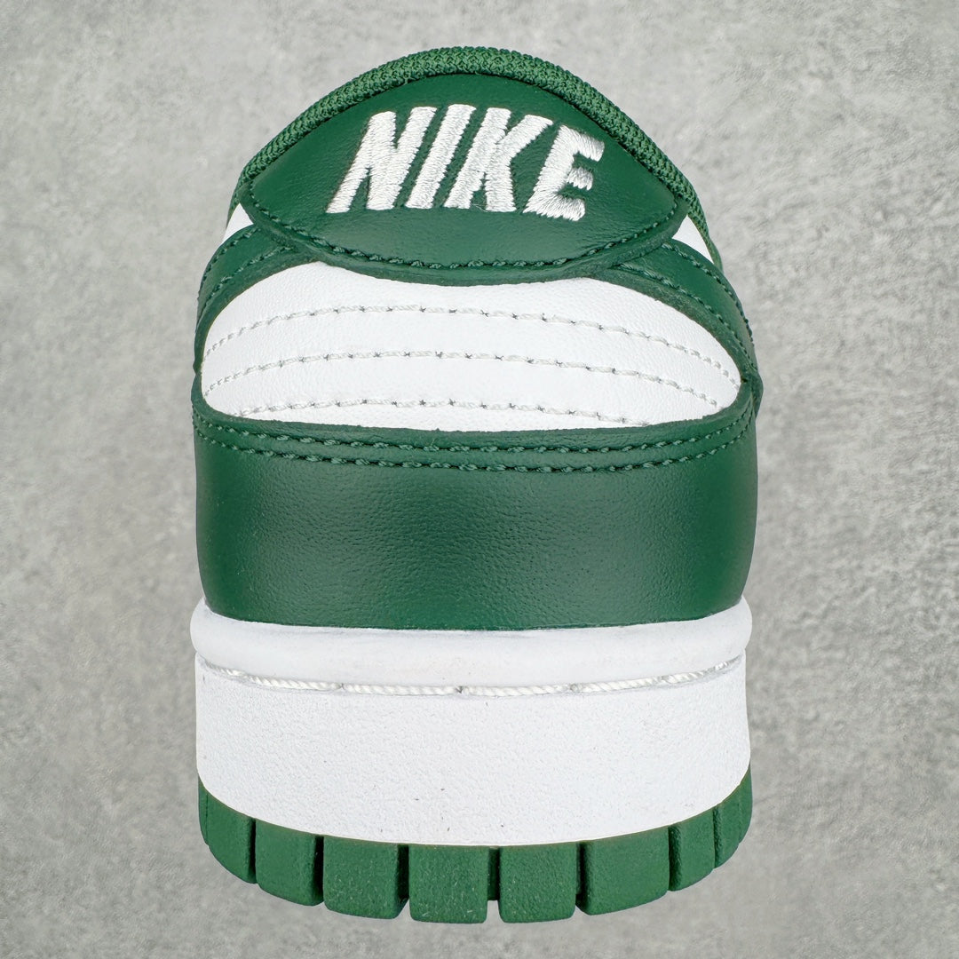 Dunk Low “Varsity Green”