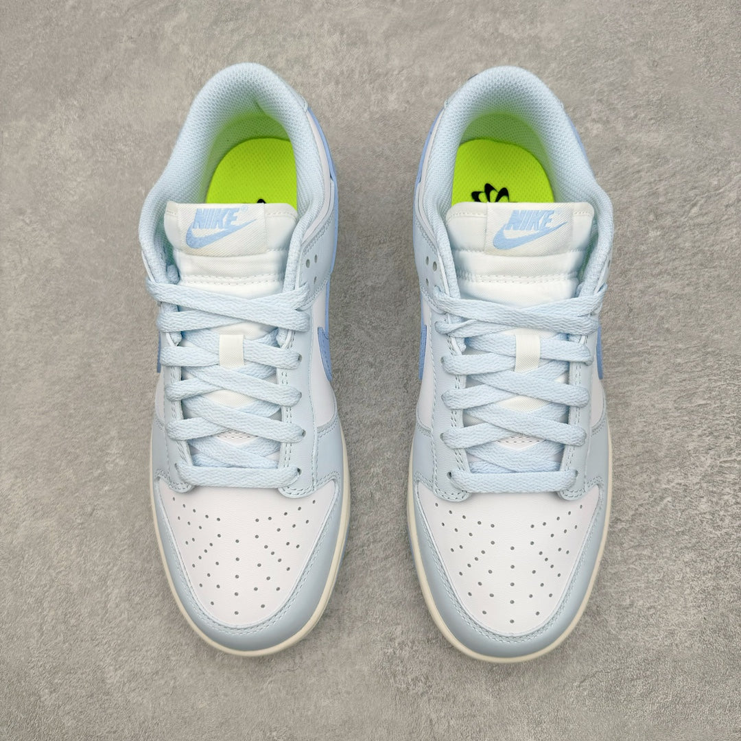 Dunk Low “Blue Tint”