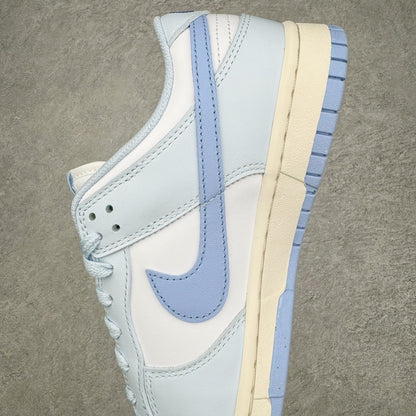 Dunk Low “Blue Tint”