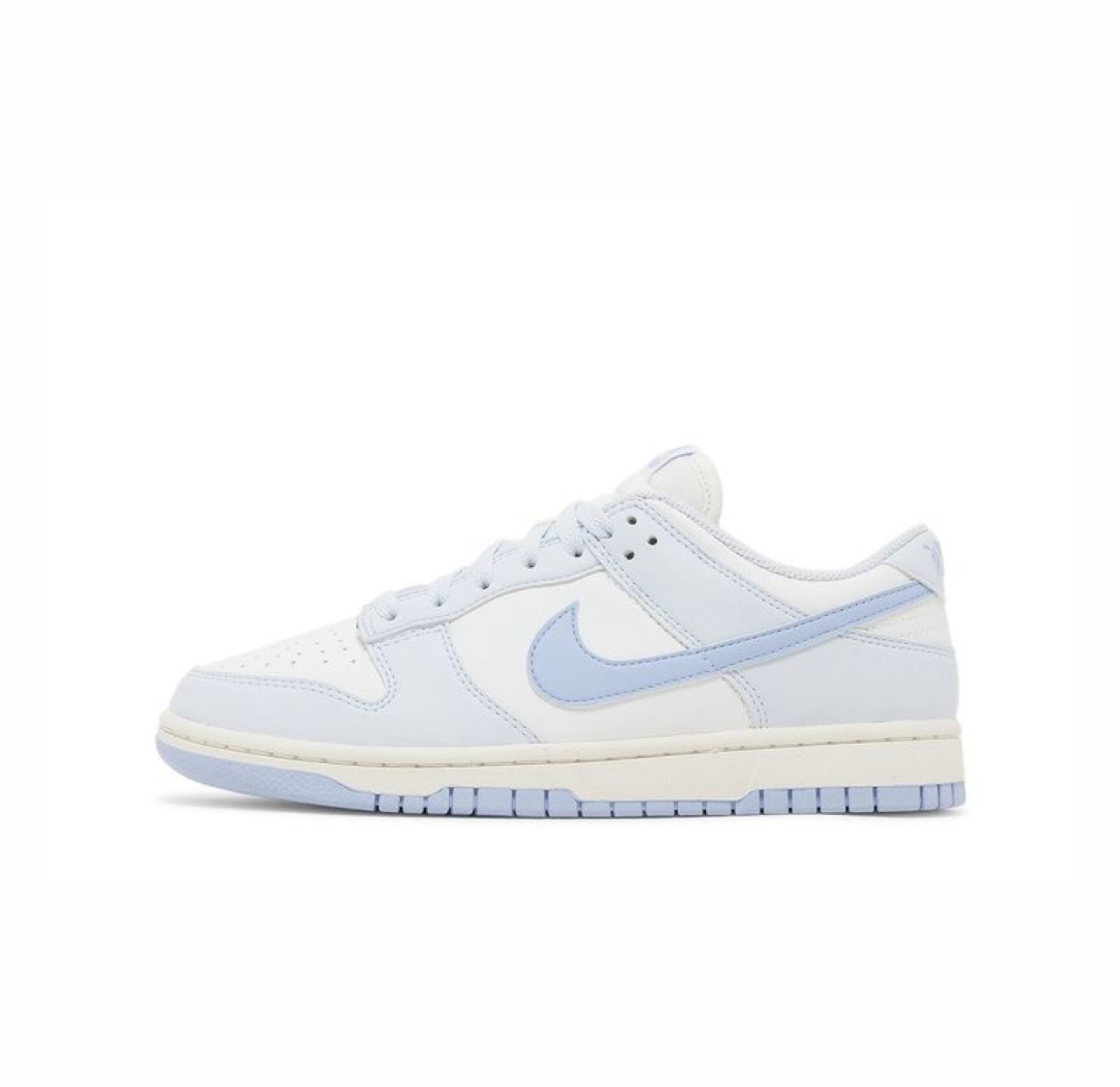 Dunk Low “Blue Tint”
