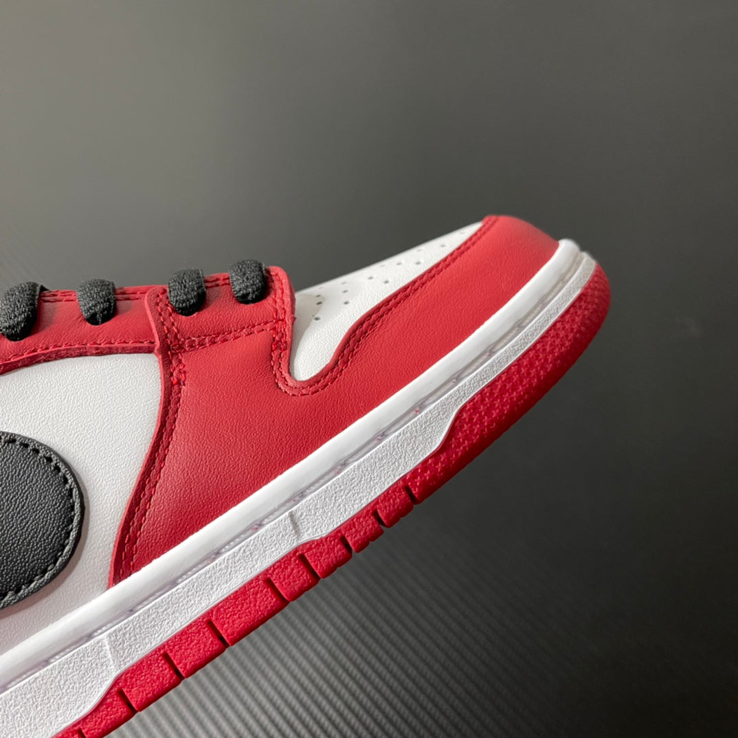 SB Dunk Low “J-Pack Chicago”