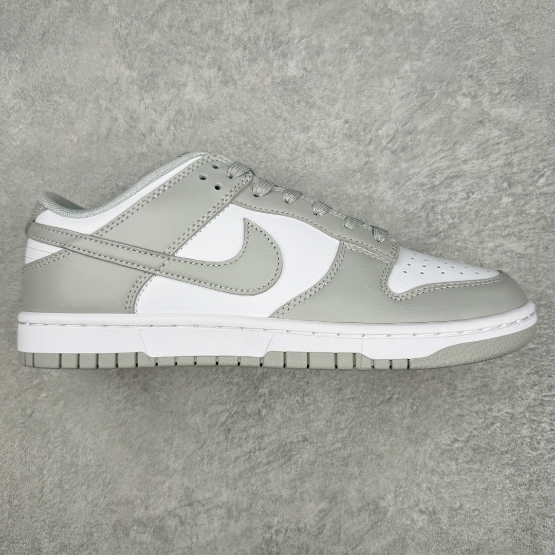 Dunk Low “Grey Fog”