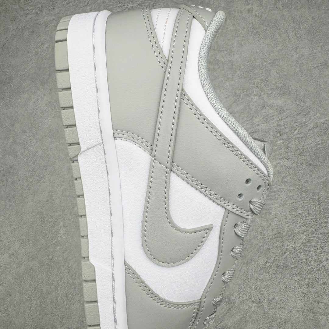 Dunk Low “Grey Fog”