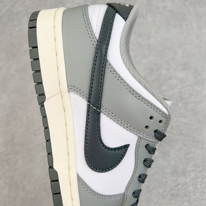 Dunk Low “Light Smoke Grey”