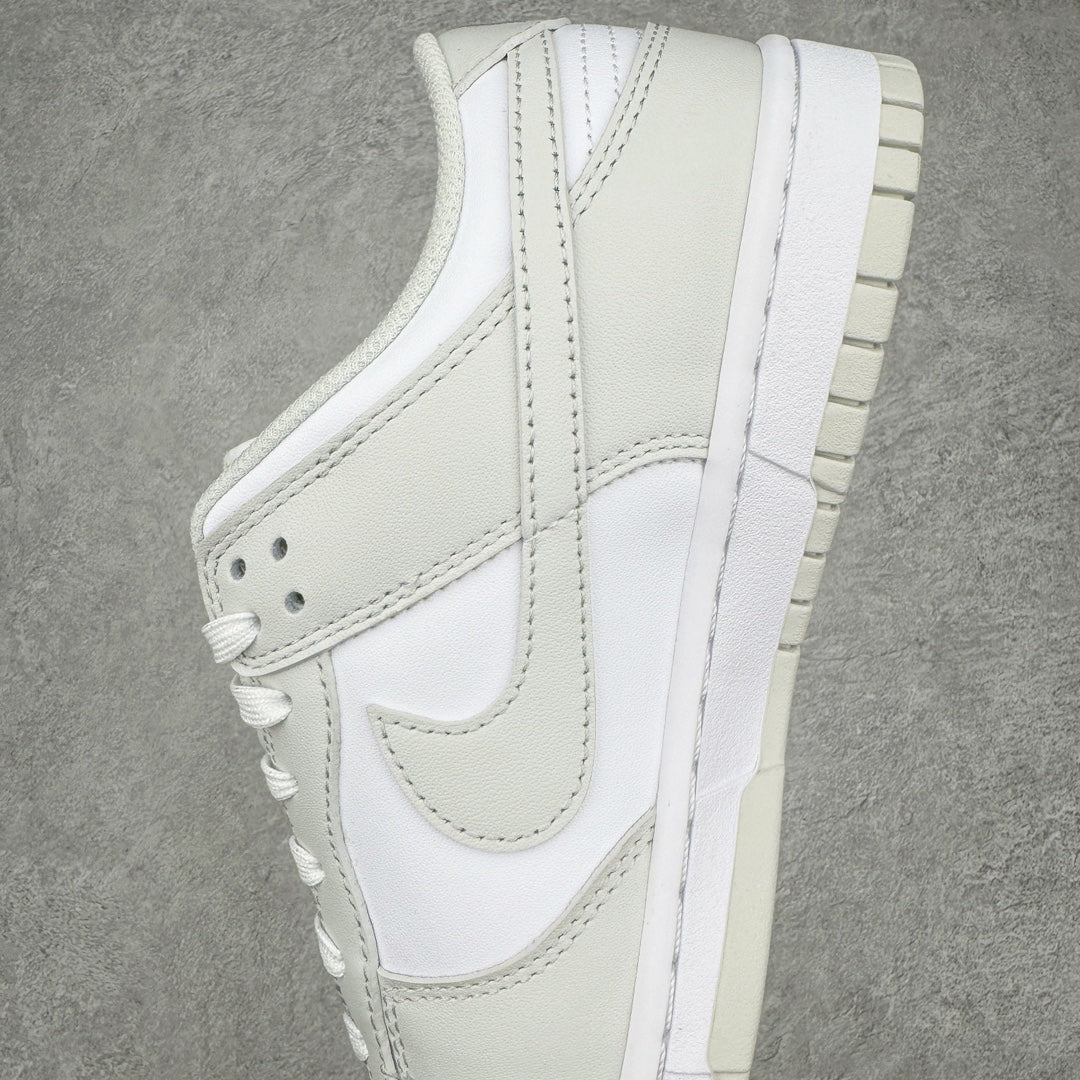 Dunk Low “Photon Dust”