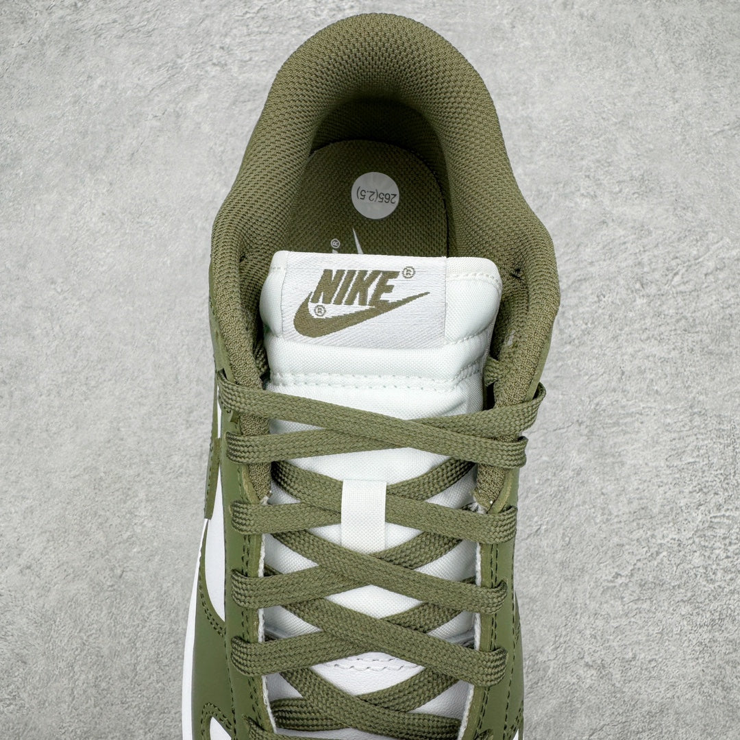 Dunk Low “Olive Green”