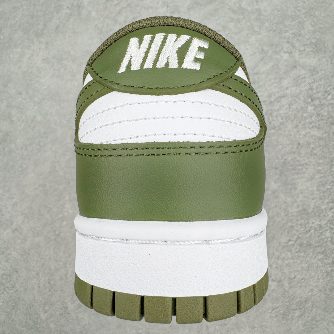 Dunk Low “Olive Green”