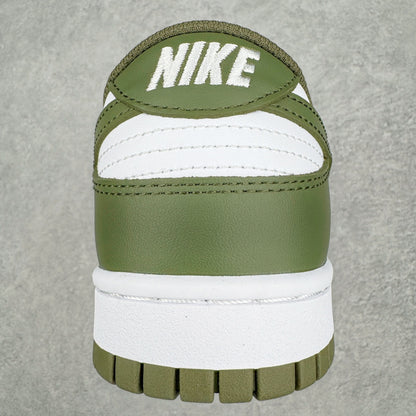 Dunk Low “Olive Green”