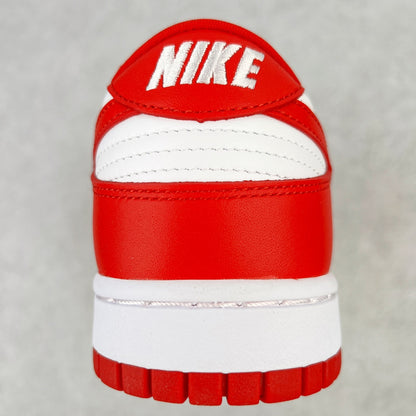 Dunk Low “University Red”