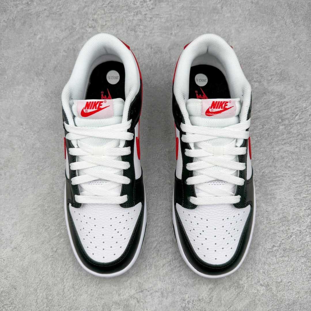 Dunk Low “Red Panda”