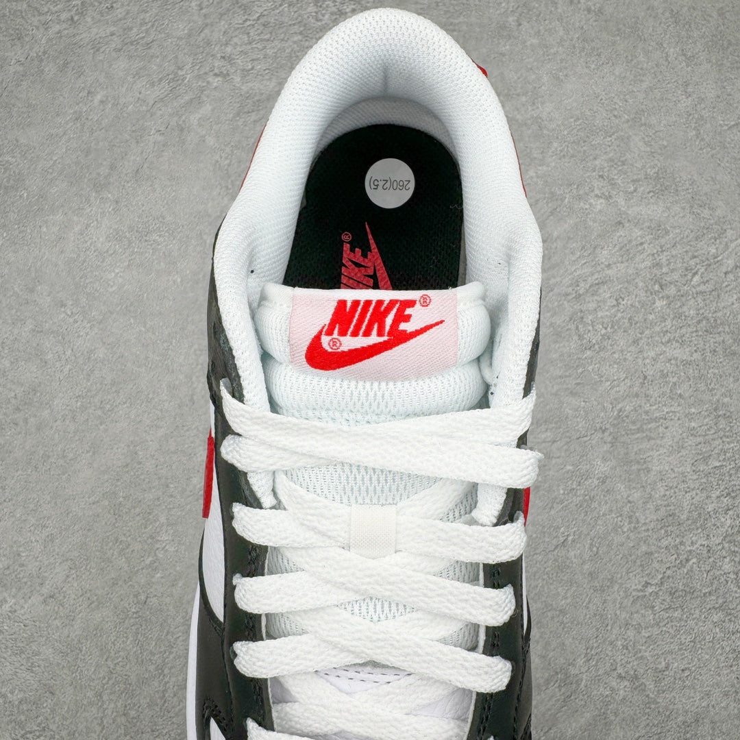 Dunk Low “Red Panda”