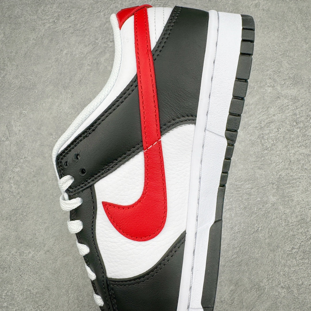 Dunk Low “Red Panda”