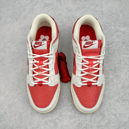 Dunk Low “Valentine’s Day”