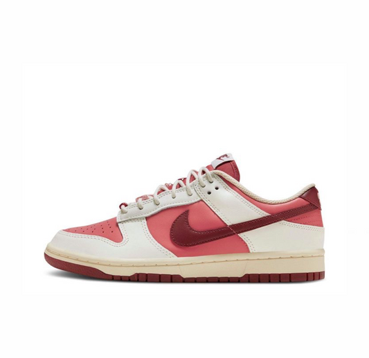 Dunk Low “Valentine’s Day”