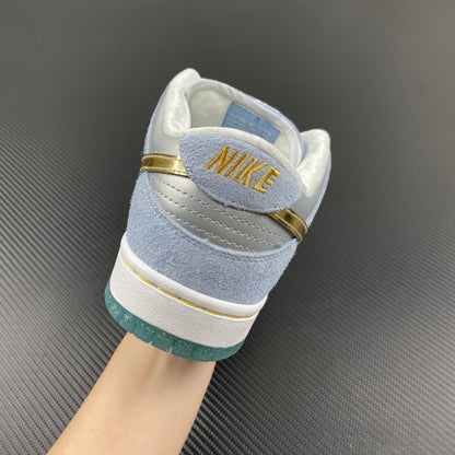 SB Dunk Low “Sean Cliver”