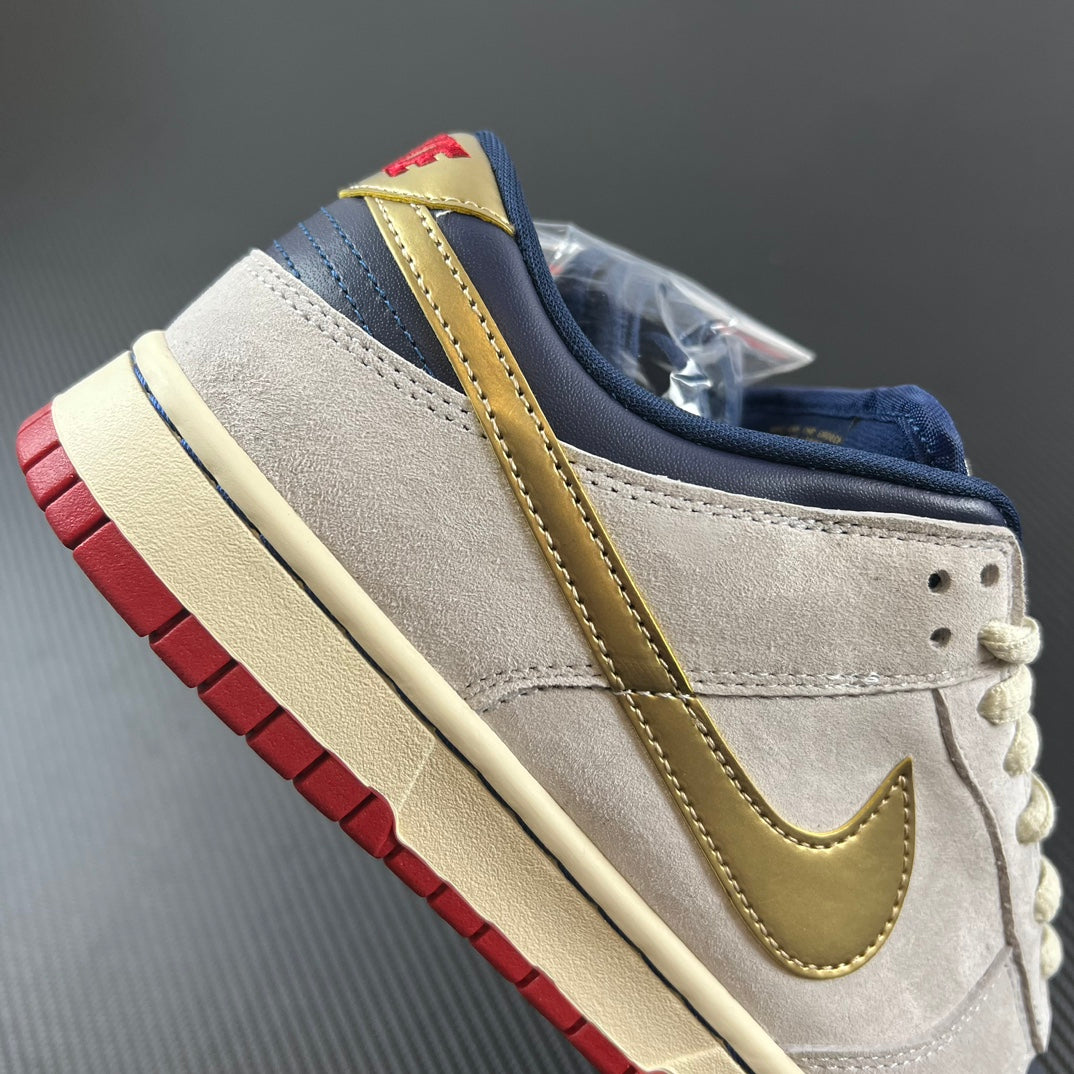 SB Dunk Low “Old Spice”