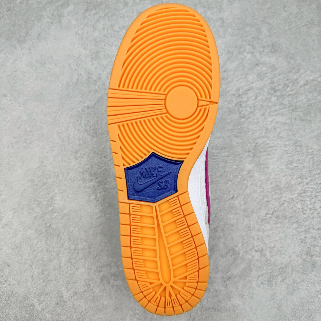 SB Dunk Low x Rayssa Leal