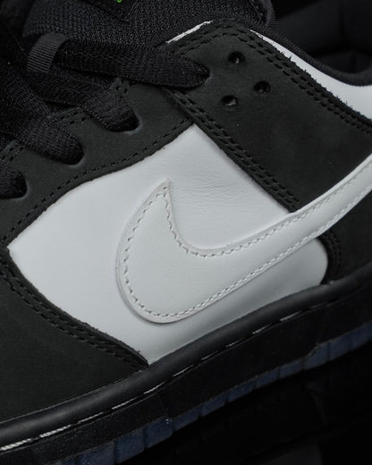 SB Dunk Low “Staple Panda Pigeon”