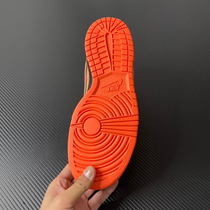 Concepts x Nike SB Dunk Low “Orange Lobster”