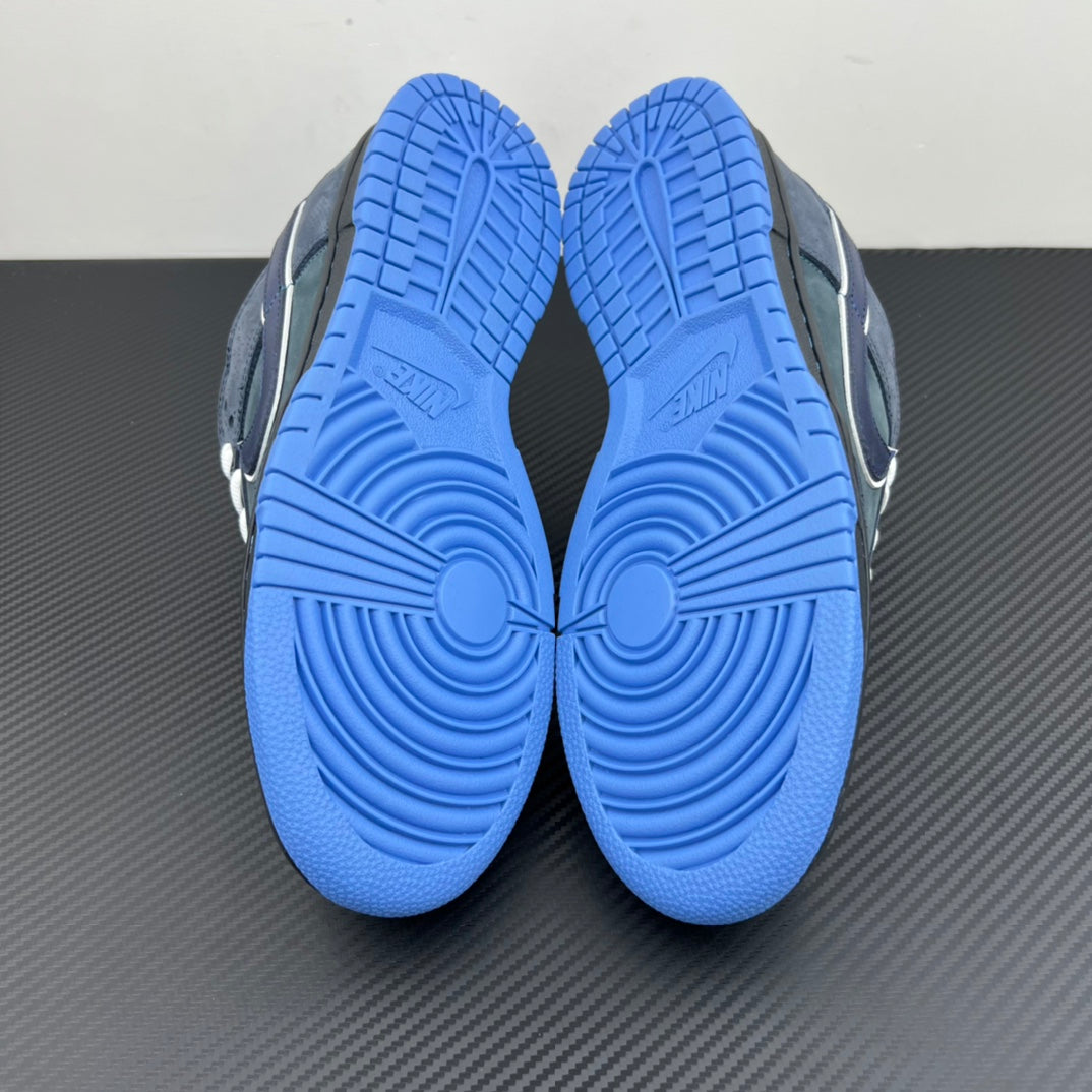 Concepts x Nike SB Dunk Low “Blue Lobster”