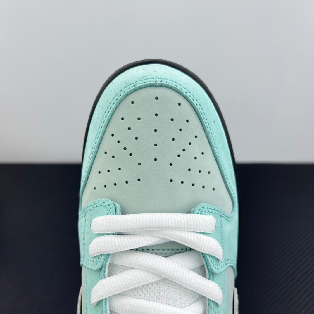 Concepts x Nike SB Dunk Low “Blue Sky Lobster”