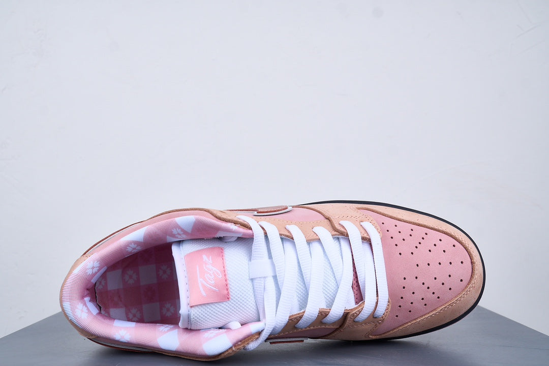 Concepts x Nike SB Dunk Low “Pink Lobster”