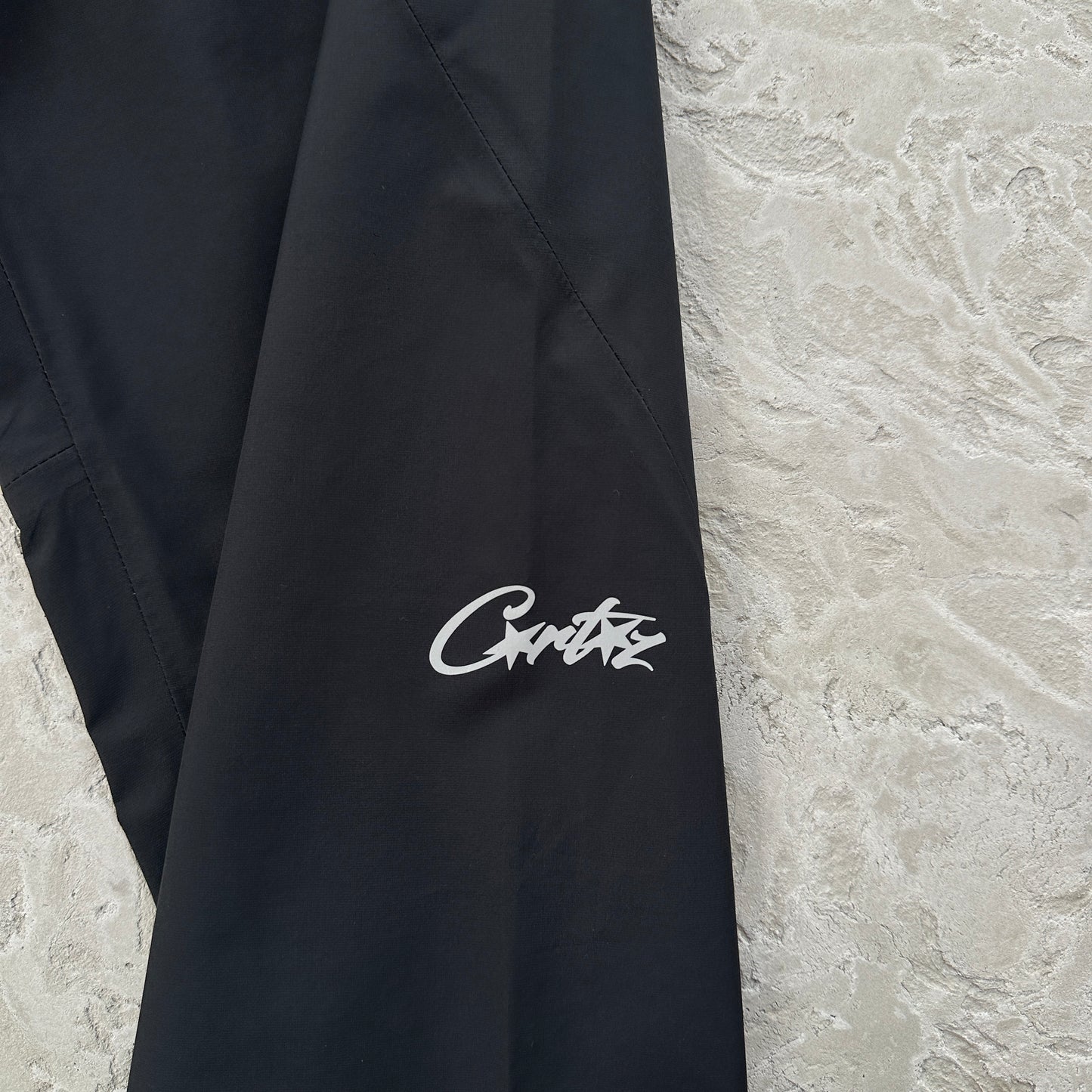 Corteiz Elitework Waterproof Shell Pants “Black”