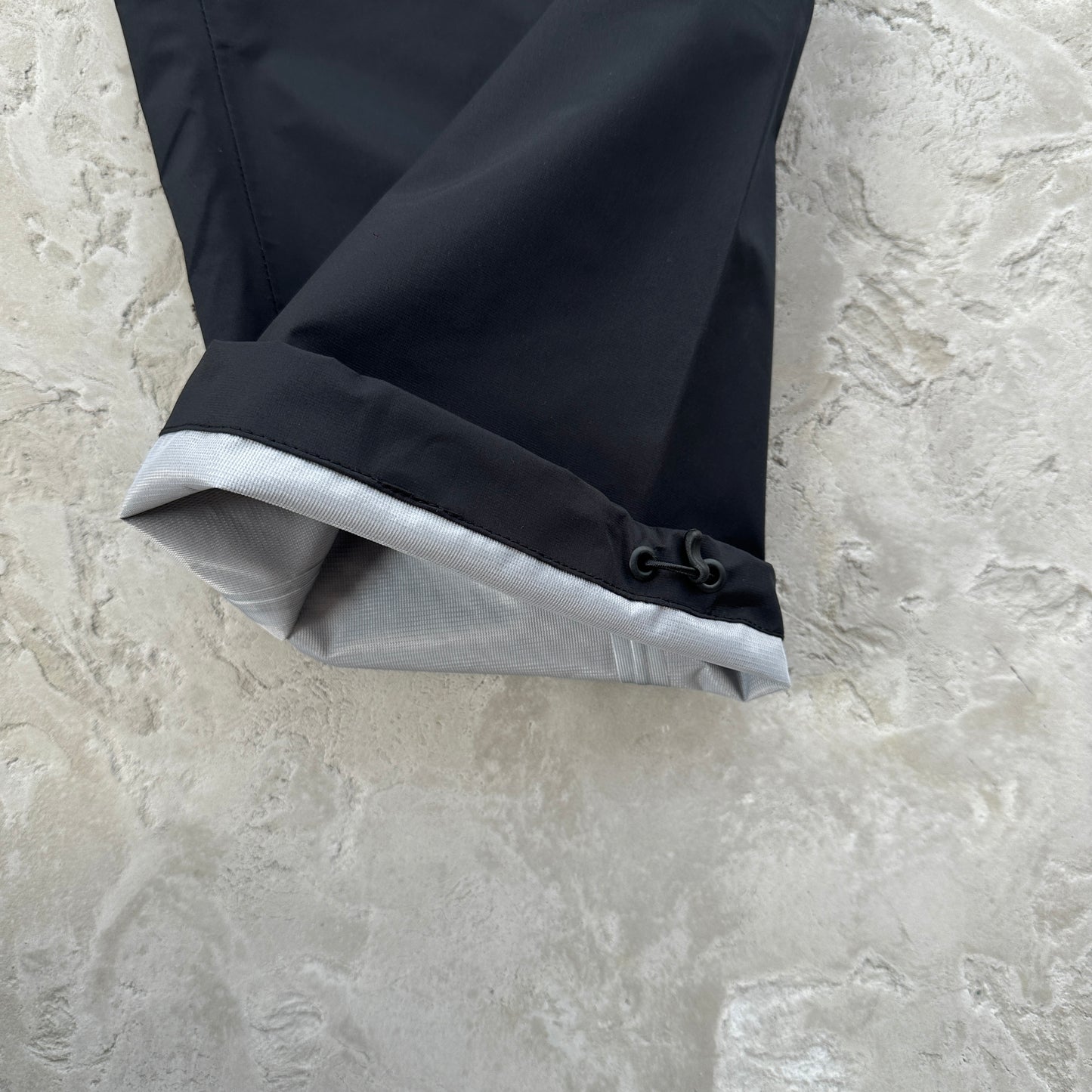 Corteiz Elitework Waterproof Shell Pants “Black”
