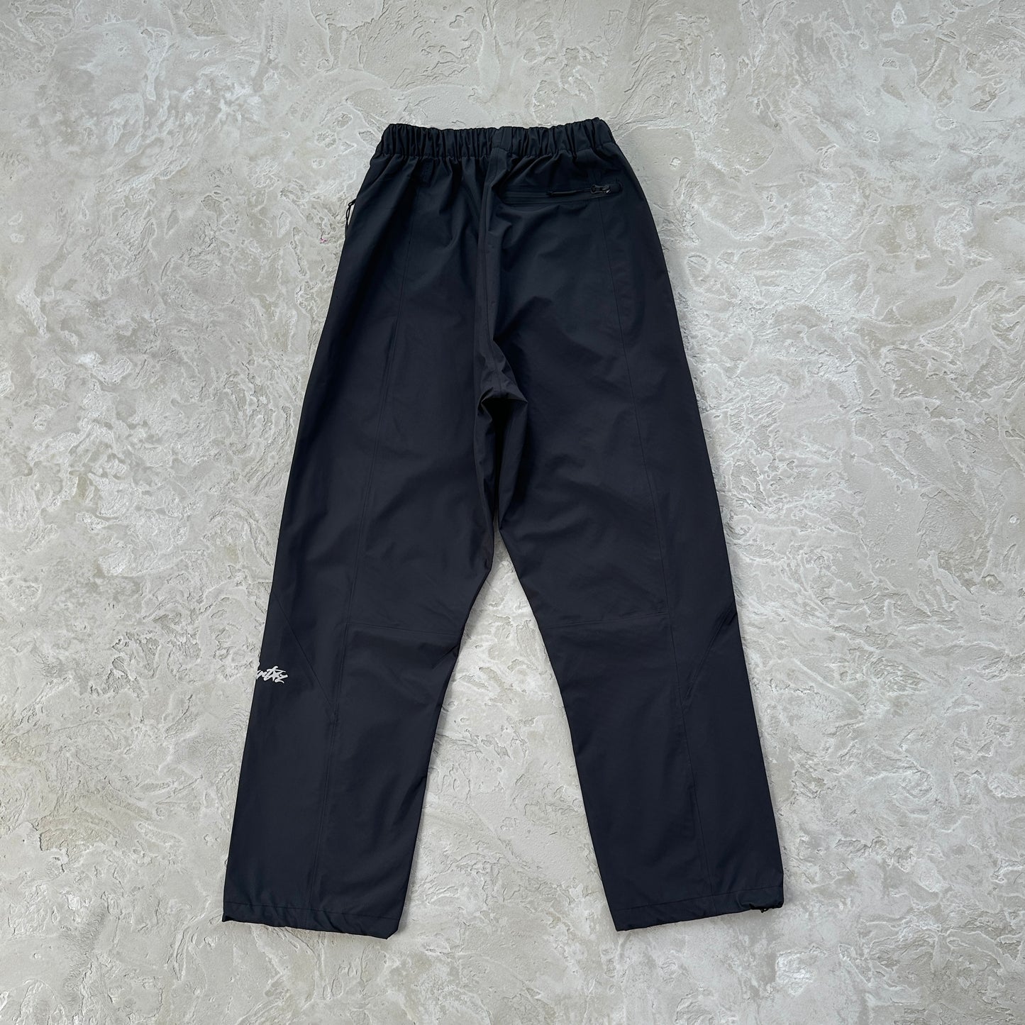 Corteiz Elitework Waterproof Shell Pants “Black”