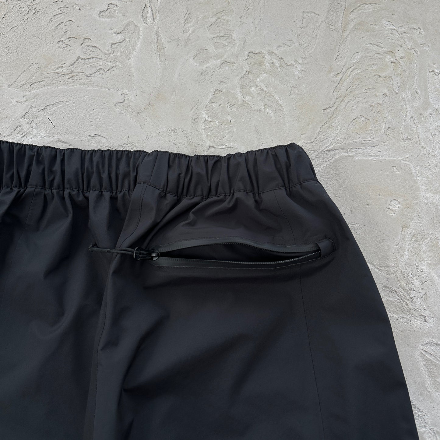 Corteiz Elitework Waterproof Shell Pants “Black”