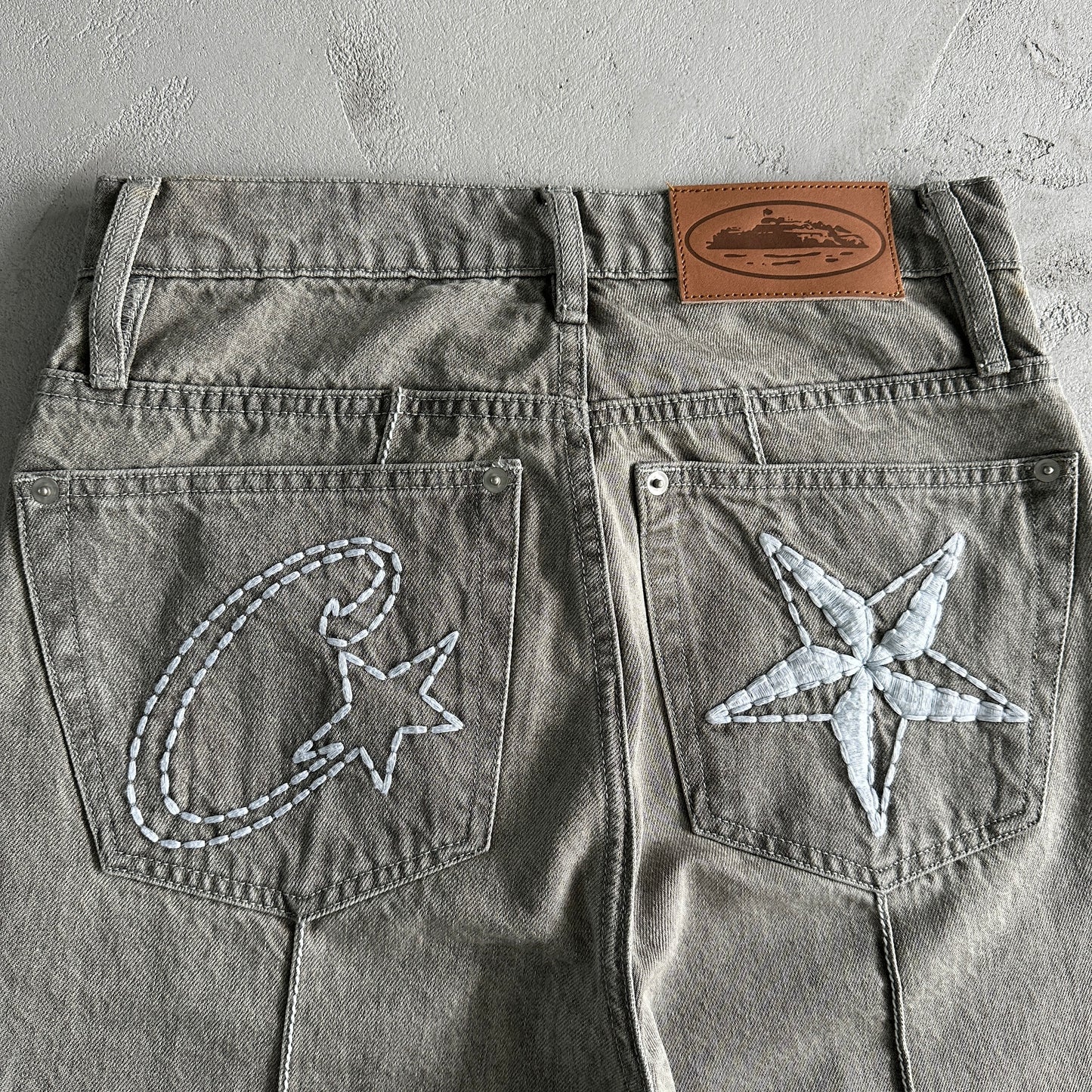 Corteiz Star Denim Pants “Grey”