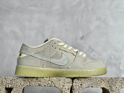 SB Dunk Low “Mummys”