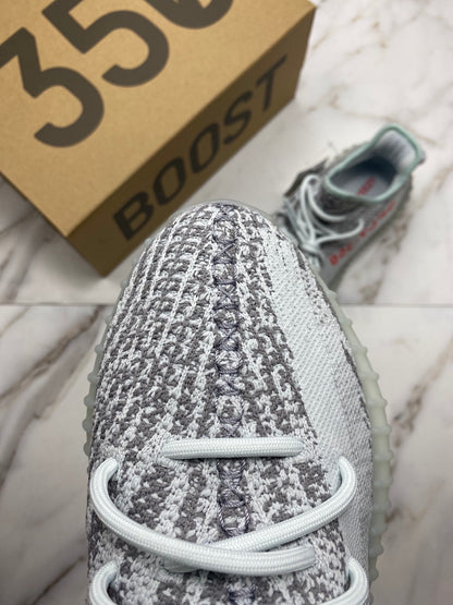 Yeezy 350 V2 “Blue Tint”