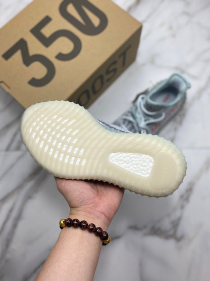 Yeezy 350 V2 “Blue Tint”