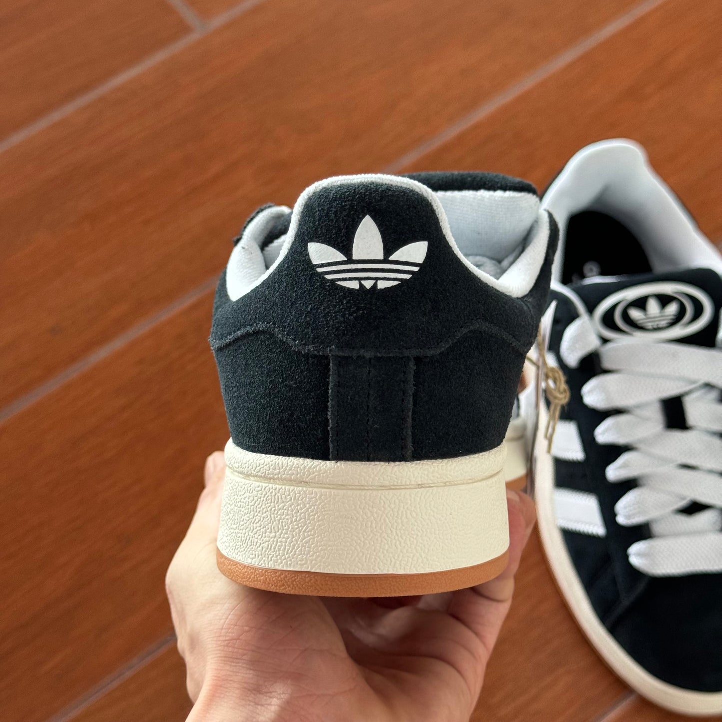 Campus 00s “Core Black”