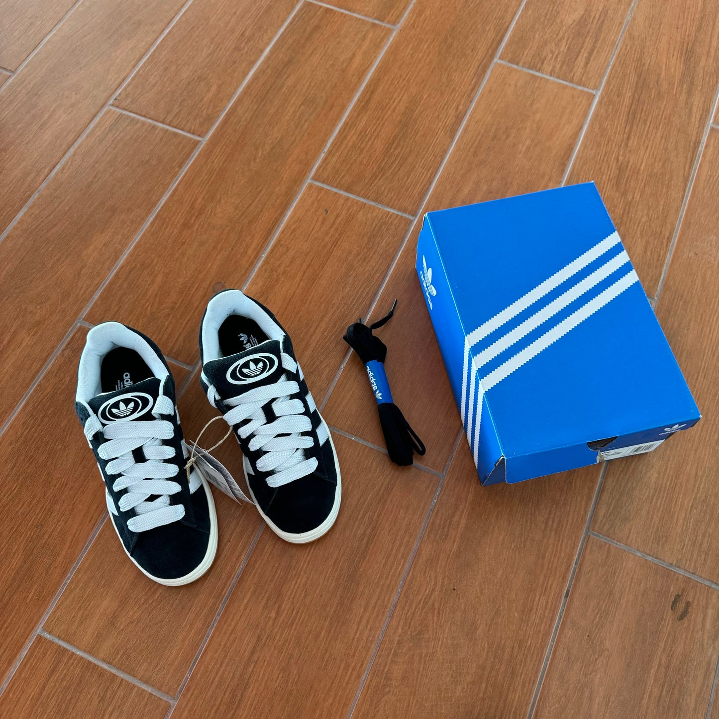 Campus 00s “Core Black”