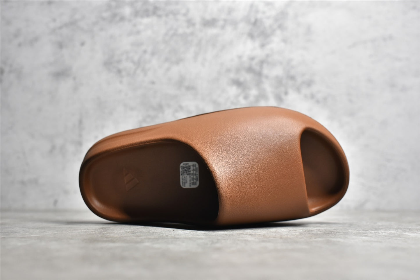 Yeezy Slide “Flax”