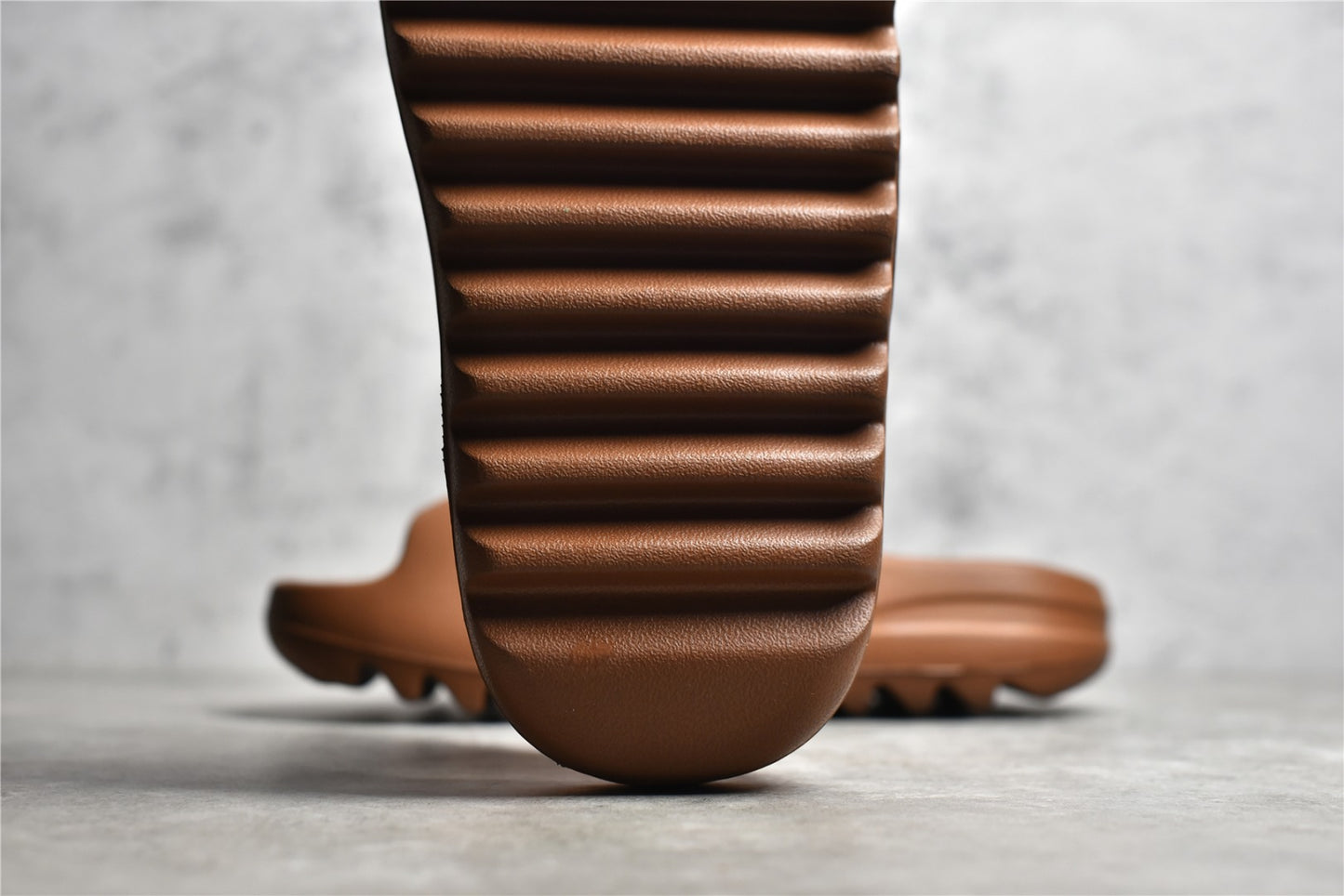 Yeezy Slide “Flax”
