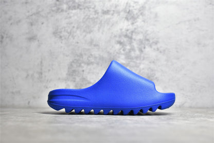 Yeezy Slide “Azure”