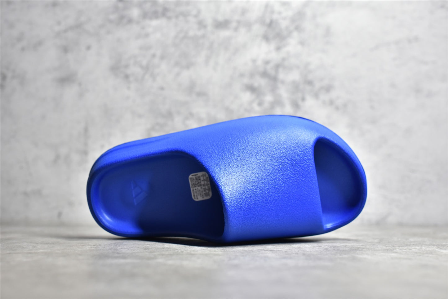 Yeezy Slide “Azure”