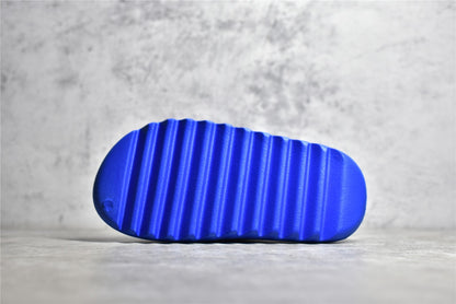 Yeezy Slide “Azure”