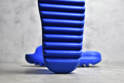 Yeezy Slide “Azure”
